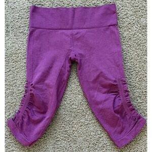 Lululemon Womens In the Flow Crop II Ribbed Stretch Leggings Capri Purple Size 8